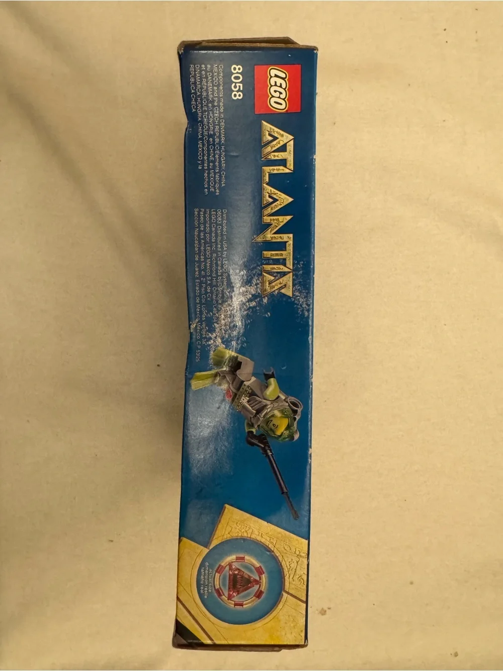 LEGO Atlantis Black and Gold Submarine Set - Picture 3 of 7